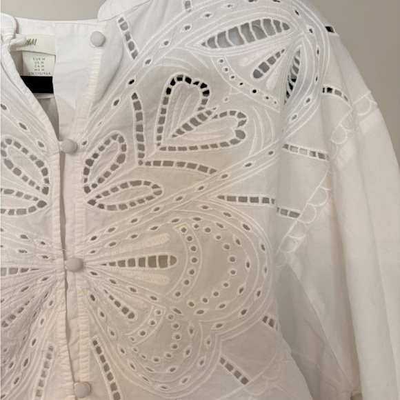 H&M White Eyelet Blouse - Picture 4 of 5